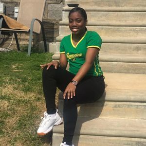 Meet your Posher, Phillisha